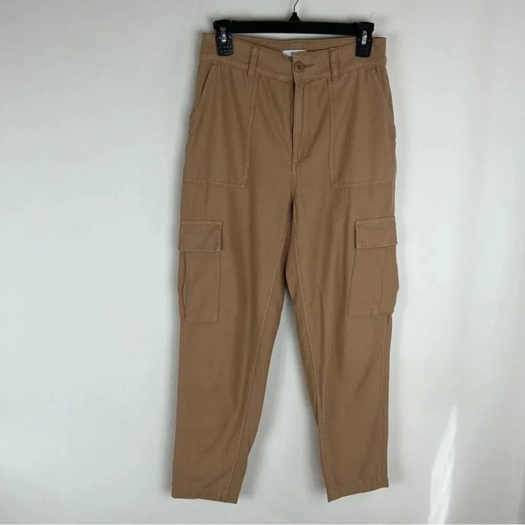 Aritzia Pants - Aritzia Tna Cargo Pants Size 6 Tan High Rise Cotton